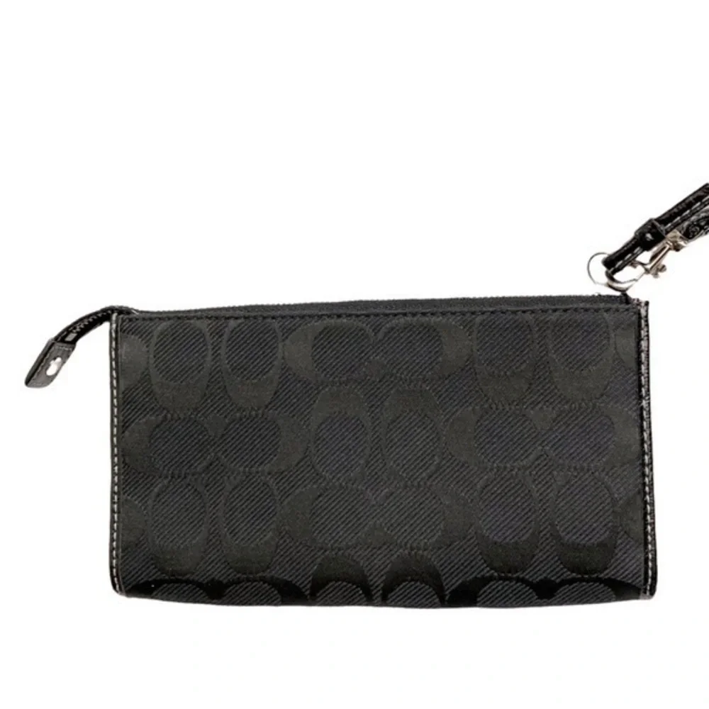 Coach signature c wristlet clutch organizer wallet